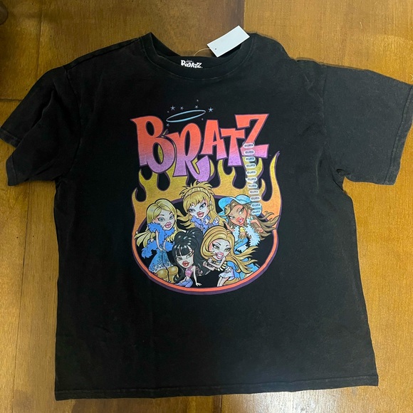 Black Bratz graphic tee never worn and can really fit anybody for anywhere. - Picture 1 of 5